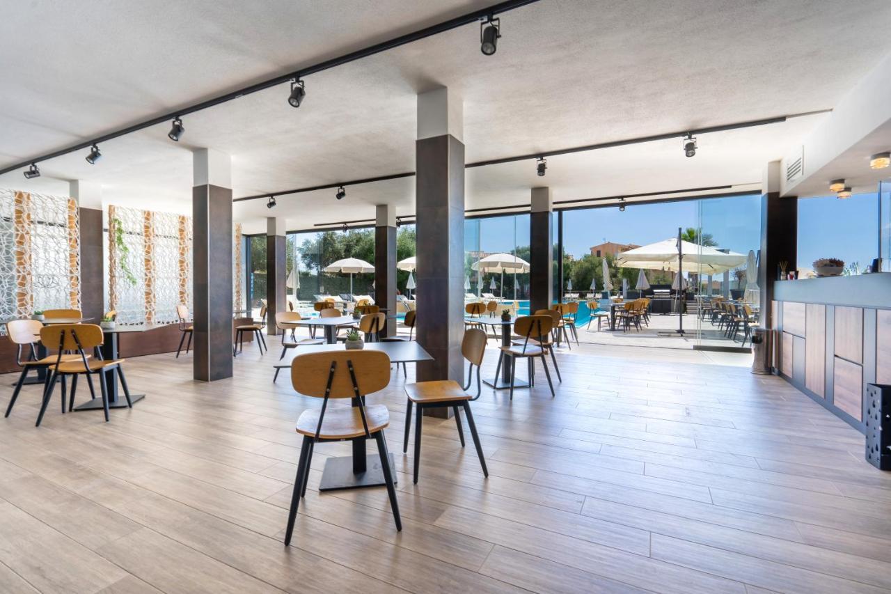Horizon Hotel Badesi Bagian luar foto