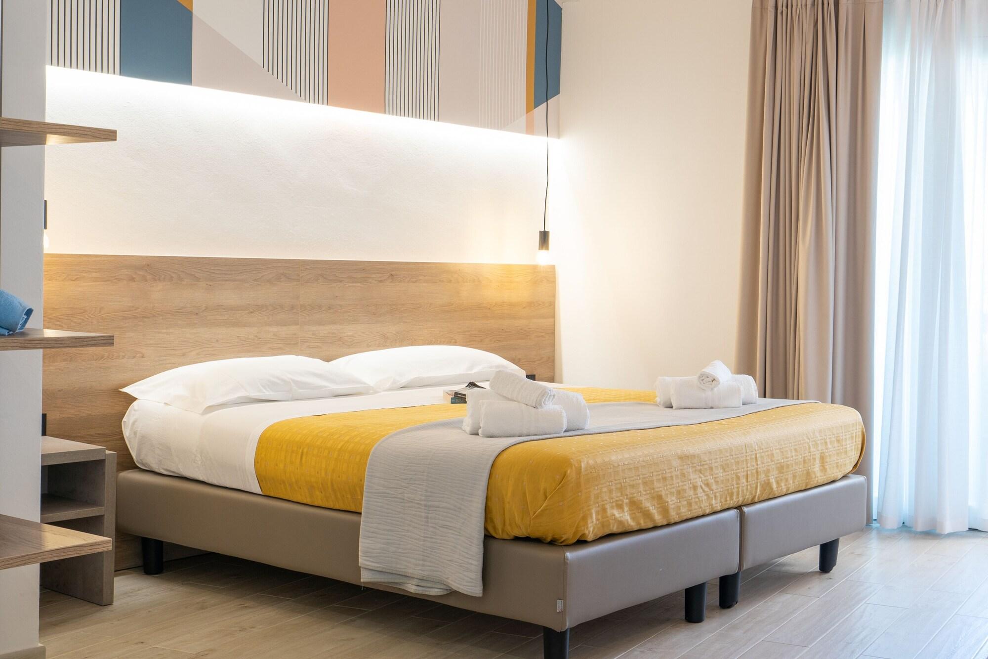 Horizon Hotel Badesi Bagian luar foto